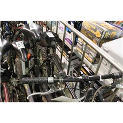 BLACK RALEIGH MOUNTAIN BIKE