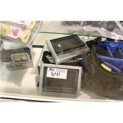 ASSORTED LCD SCREENS