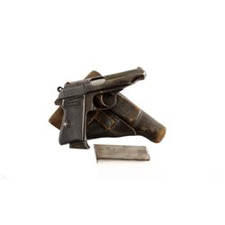 Walther Mdl PP Cal 7.65mm SN:980399 Nice pre war Walther PP in holster numbered to the gun. Blued fi