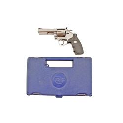 Colt King Cobra Cal .357mag SN:EK5246 DA 6 shot target revolver. Brushed SS finish, black rubber gri