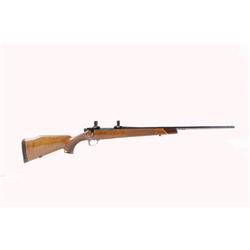 Sako L579 Forester Cal .243 SN:77784 Top of the line bolt action hunting rifle. High gloss blued fin