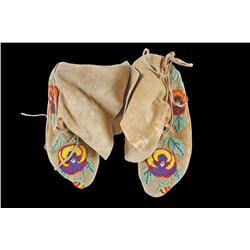 Pair of Sar Cree Canadian Moccasins Ladies Hi-Top, beautiful floral beadwork, Circa 1940s.Ladies Hi-