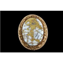 Beautiful Ladies Quartz Pendant Gold in quartz, set in yellow gold with floral design.Gold in quartz