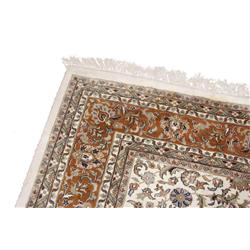 Cream 10x13 Oriental Rug
