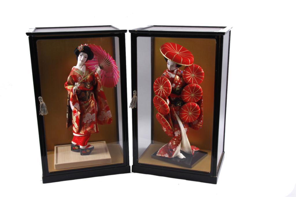 Japanese Geisha Dolls in Glass Cases
