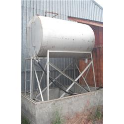 Fuel Tank 500 Gallon w/ Stand