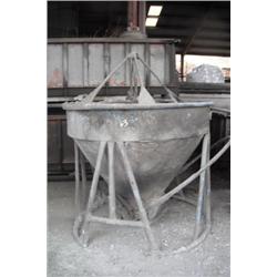 Concrete 1.5 Yard Hopper