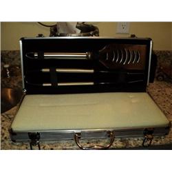 BANK OF AMERICA GRILL SET & CASE {print sequence:} 360