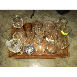 BOX OF MISC GLASSWARE