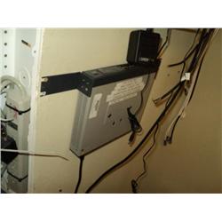 LINKSYS RV082 8-PORT VPN ROUTER {print sequence:} 390