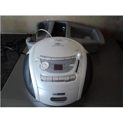 STEREO, AUDIO SOLUTIONS, CD / RADIO {print sequence:} 205