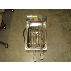 CECILWARE DEEP FRYER