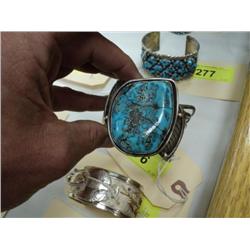 TURQUOISE BRACELET {print sequence:} 46