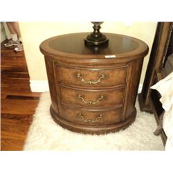 END TABLE / NIGHTSTAND, THOMASVILLE, ERNEST HEMINGWAY COLLECTION, OVAL {print sequence:} 66