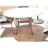 Image 1 : PATIO TABLE, ROUND