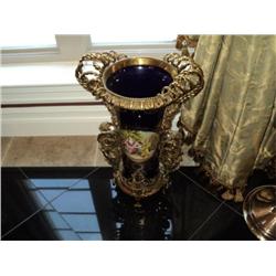 UMBRELLA STAND, FRENCH STYLE {print sequence:} 112