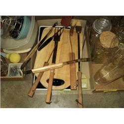 BOX OF KITCHENWARE GRILL