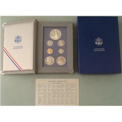 1986 US Mint Liberty Prestige Set w/Silver Dollar, COA