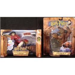 2 Harry Potter Figrues Snitch Chasing Harry & Fluffy