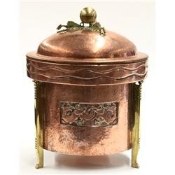 Arts and Crafts hammered copper jardiniere
