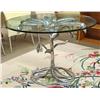 Image 1 : Arthur Court flower table