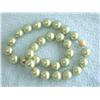 Image 2 : Pearl Necklace with Yellow Gold Clasp