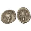 Image 1 : Denario. -  Acuñada el 36 a.C. -  AUGUSTO. -  Anv.: IMP. CAESAR DIVI F. III VIR. (ITER. R. P. C.). C