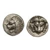 Image 1 : Hemióbolo. -  395-353 a.C. -  CARIA. CECA INDETERMINADA. -  Anv.: Prótomo de león. Rev.: Cabeza de l