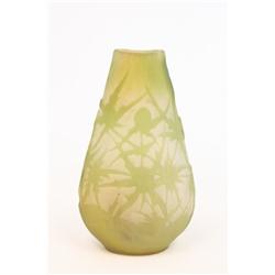 Galle vase with green "Leaf" design