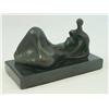 Image 1 : Bronze  "Reclining" after Moore