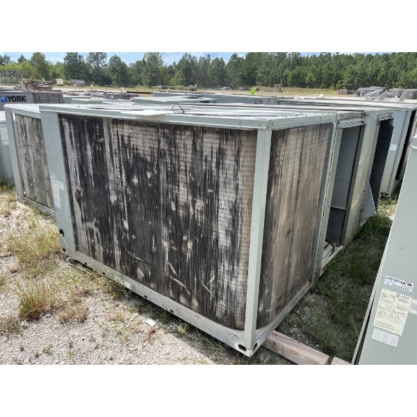 2011 TRANE VOYAGER AIR CONDITIONER UNIT