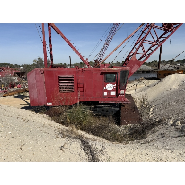 MANITOWOC 4100W Crawler Crane