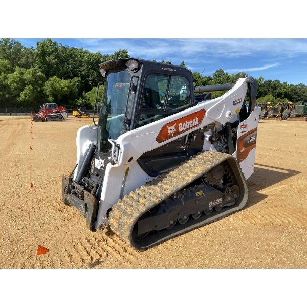 2025 BOBCAT T86 Skid Steer Loader - Crawler