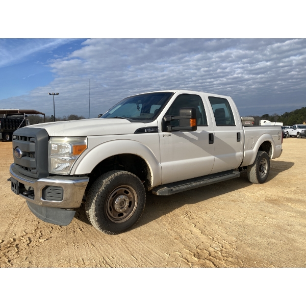 2015 FORD F250 XL Pickup Truck