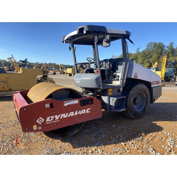 2020 DYNAPAC CA1500D Roller