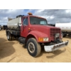Image 4 : 1995 INTERNATIONAL 4700 Asphalt Distributor Truck