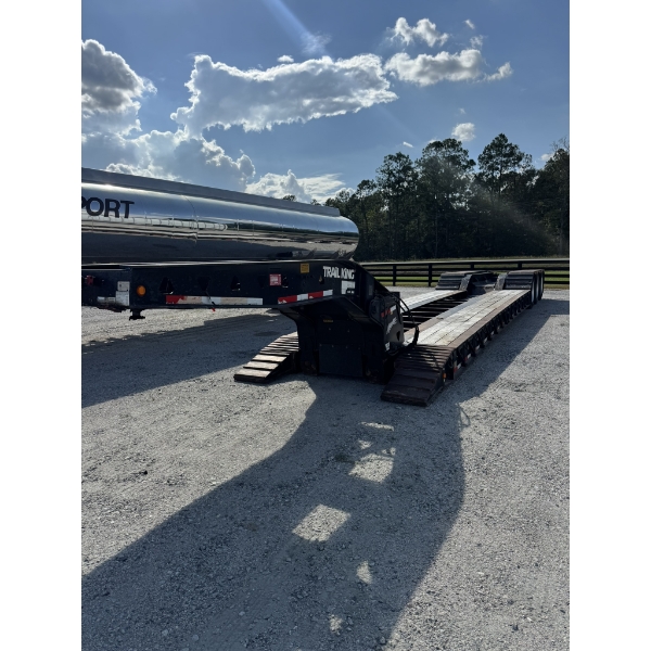 2019 TRAIL KING ADVANTAGE PLUS Lowboy Trailer