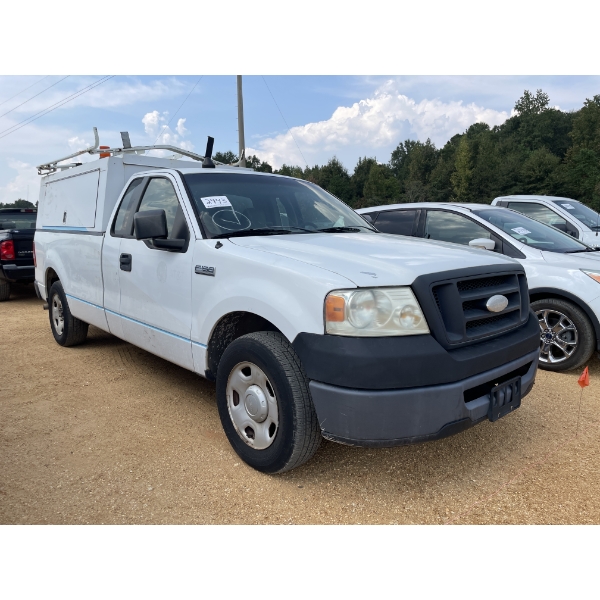 2008 FORD F150 XL Pickup Truck