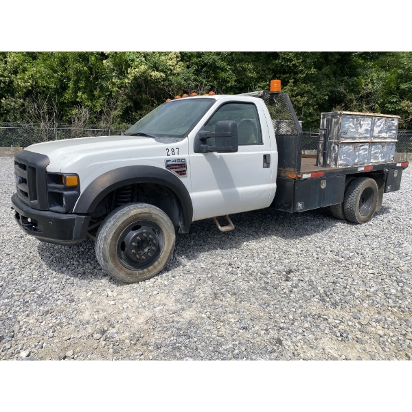 2008 FORD F450 XL Flatbed Truck
