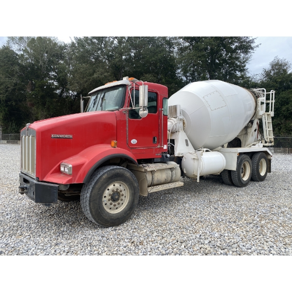 2016 KENWORTH T800 Concrete Mixer / Pump Truck
