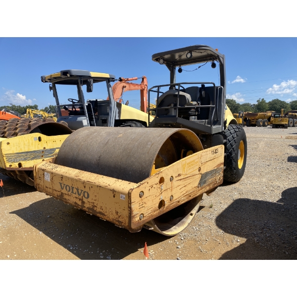 2013 VOLVO SD100D Roller