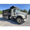 Image 4 : 2015 MACK GU713 Dump Truck
