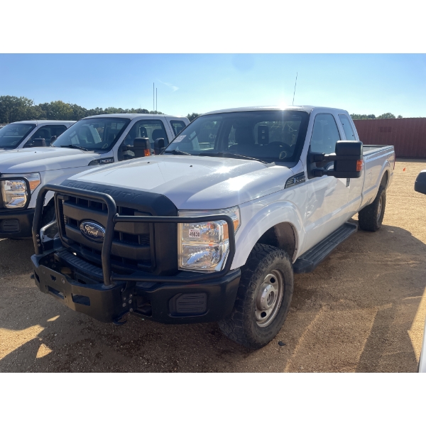 2016 FORD F350 XL Pickup Truck