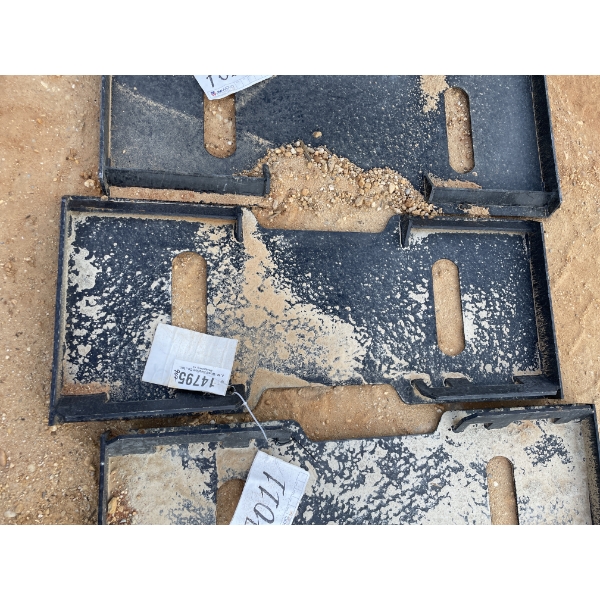 WELD ON PLATE, fits skid steer loader
