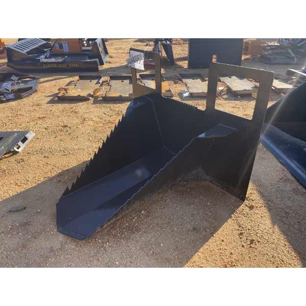 TREE SPADE BUCKET, fits skid steer loader