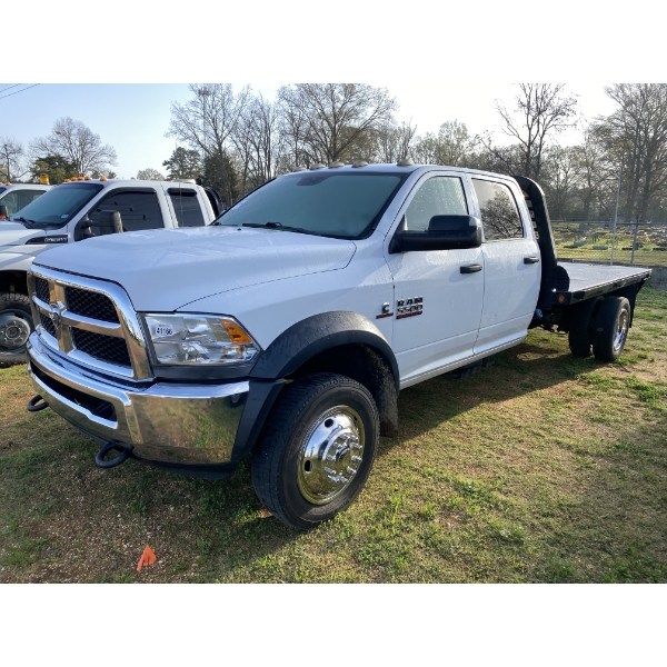 2016 RAM 5500 HD Flatbed Truck