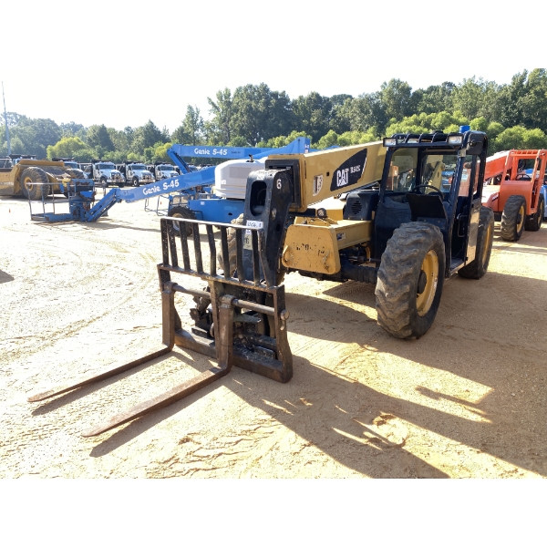 2013 CAT TL642C Forklift - Telehandler