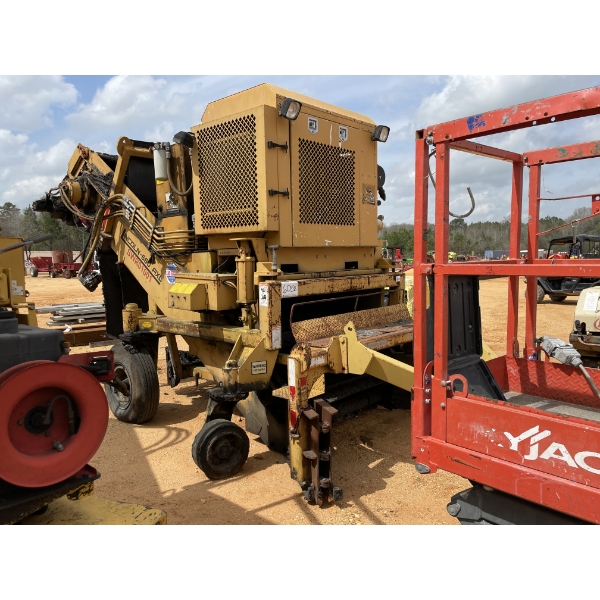 2012 LINCOLN 660AXL Windrow Elevator