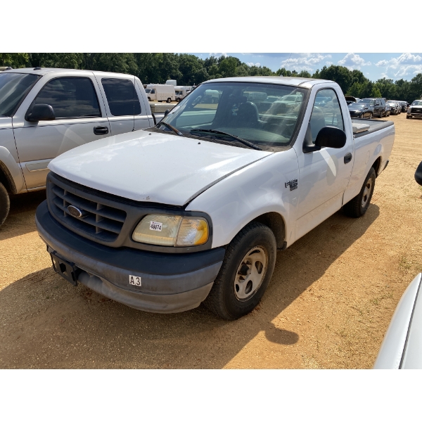 2003 FORD F150 XL Pickup Truck