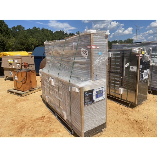 WORKBENCK & TOOL CHEST, 7', 18 DRAWER, WORKBENCH